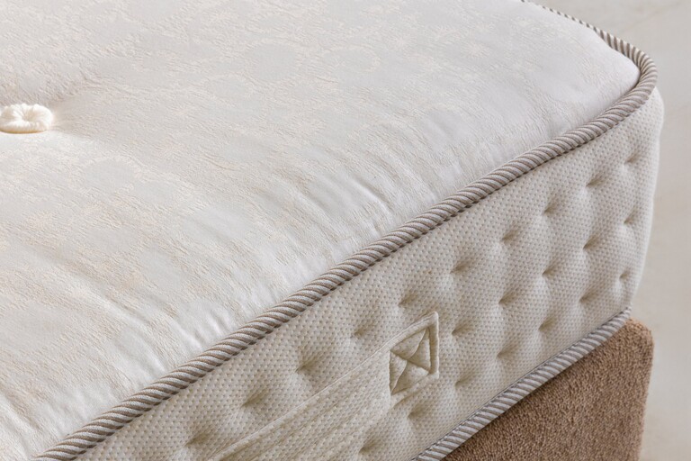 Toppers and mattresses